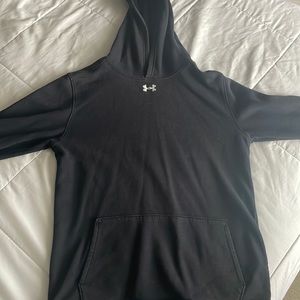 Under Armour youth XL loose fit, cold gear